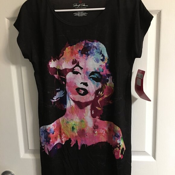 Marilyn Monroe Night Shirt or T Shirt 31 inches long New  Har2 box - Picture 8 of 9